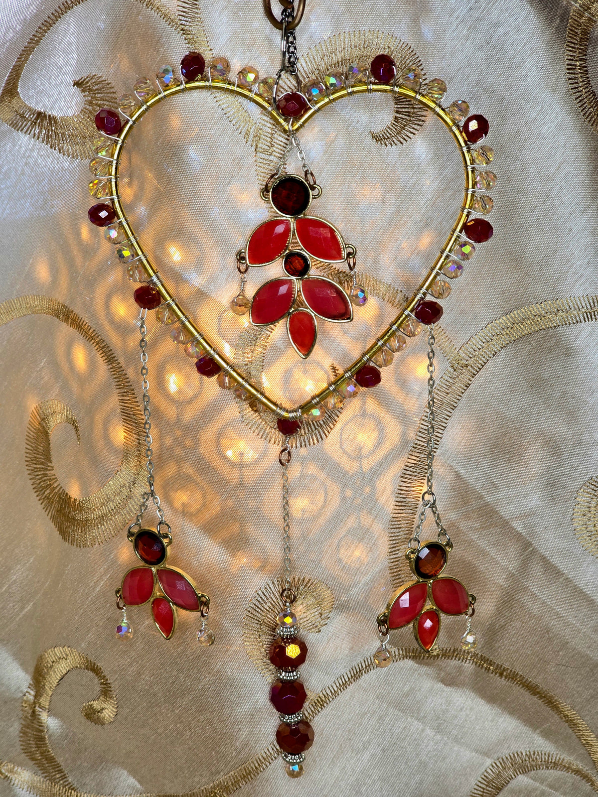 Elegant Heart-Shaped Suncatcher