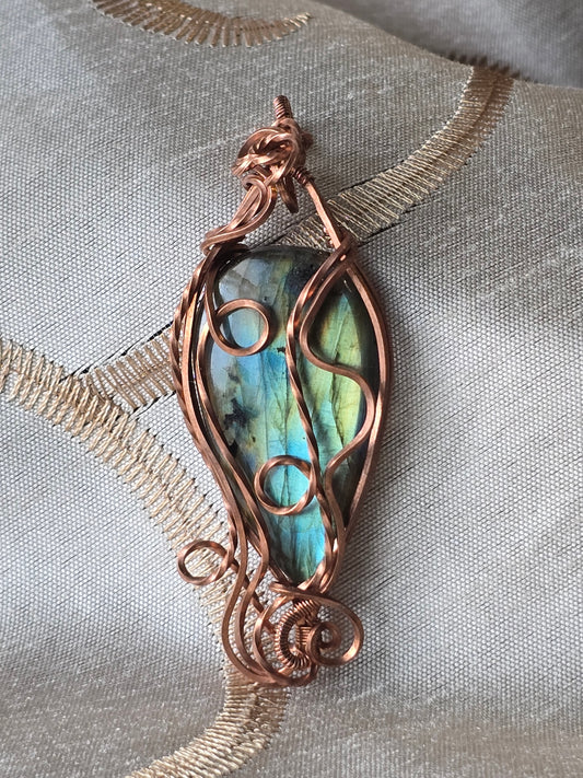 Labradorite Pendant (Raw Copper)