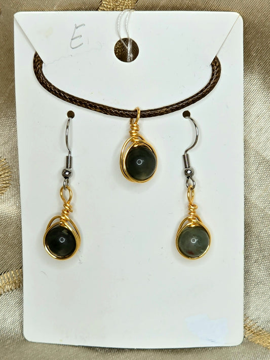 Bloodstone Herringbone Necklace & Earring Set
